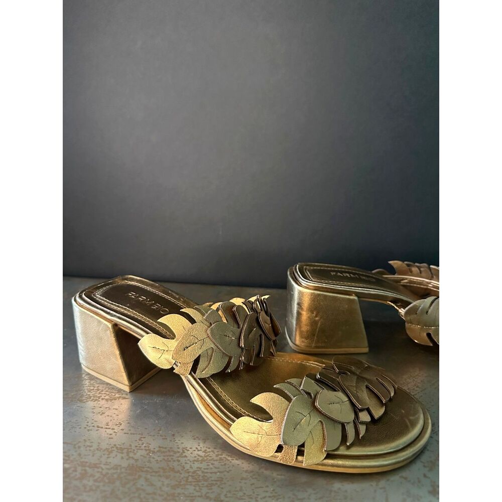 Farm Rio Slide Sandals 9 Vacation Dressy Trip Festival Resort Metallic Gold Leaf - Picture 2 of 10